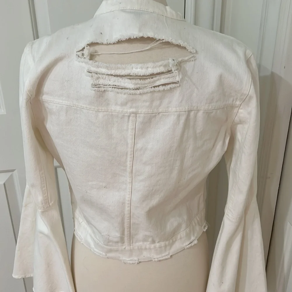 Romeo and Juliet Couture Distressed Denim Jacket - Picture 6 of 8